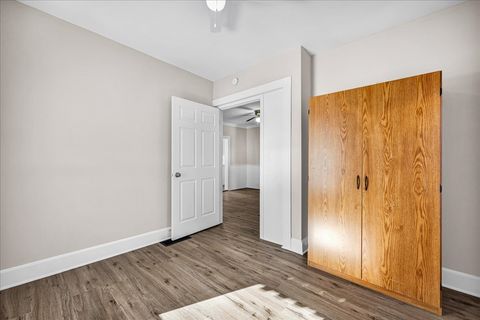 Tiny photo for 1406 W Walnut Street, Bloomington, IL 61701 (MLS # 12507017)