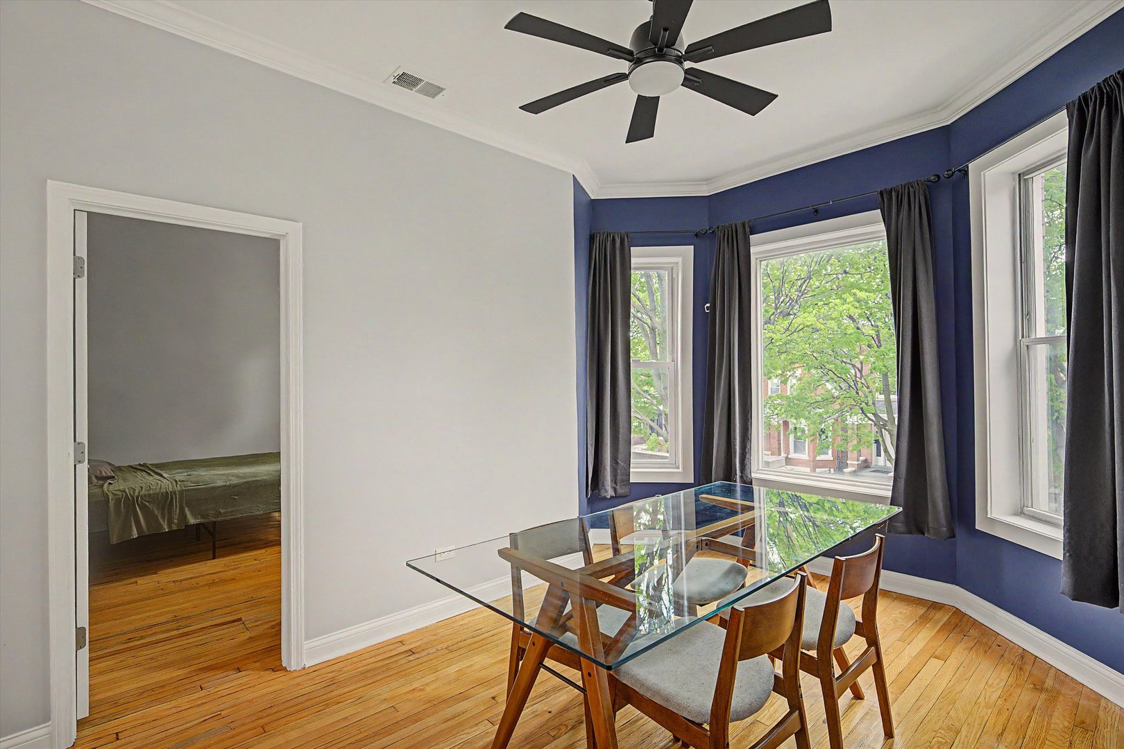 5932 S Elizabeth Street