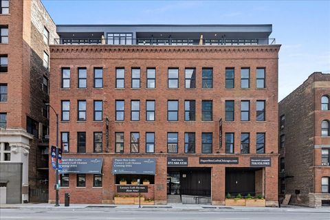 153 W Ohio Street 305 Chicago IL 60654