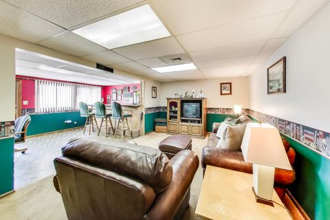 Tiny photo for Hoffman Estates, IL 60192 (MLS # 12618142)