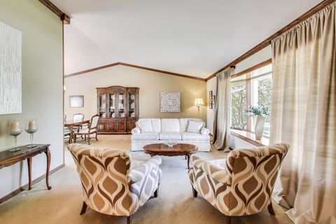 Tiny photo for Hoffman Estates, IL 60192 (MLS # 12618142)