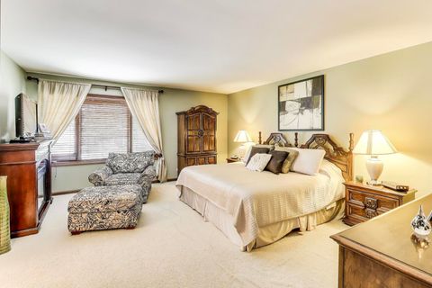 Tiny photo for Hoffman Estates, IL 60192 (MLS # 12618142)