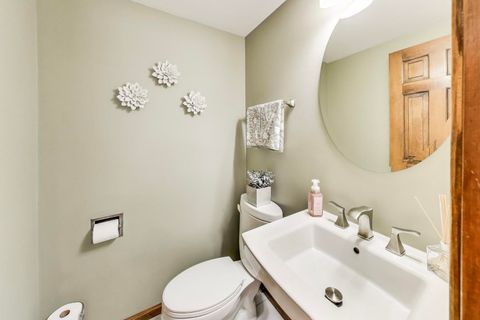 Tiny photo for Hoffman Estates, IL 60192 (MLS # 12618142)