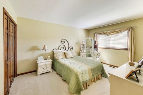 Tiny photo for Hoffman Estates, IL 60192 (MLS # 12618142)