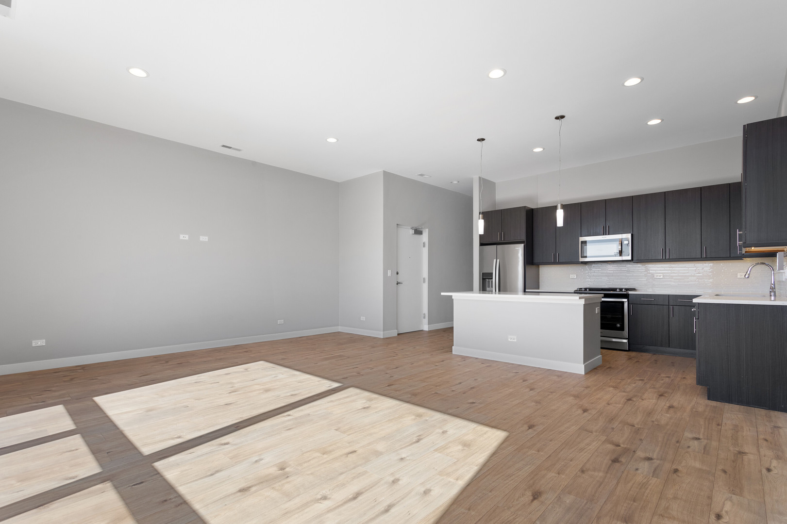 2518 W Addison Street 3W