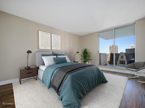 Tiny photo for 6033 N Sheridan Road #18K, Chicago, IL 60660 (MLS # 12512641)