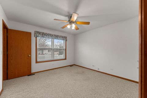 Tiny photo for 855 Yorkshire Terrace, Crete, IL 60417 (MLS # 12599072)