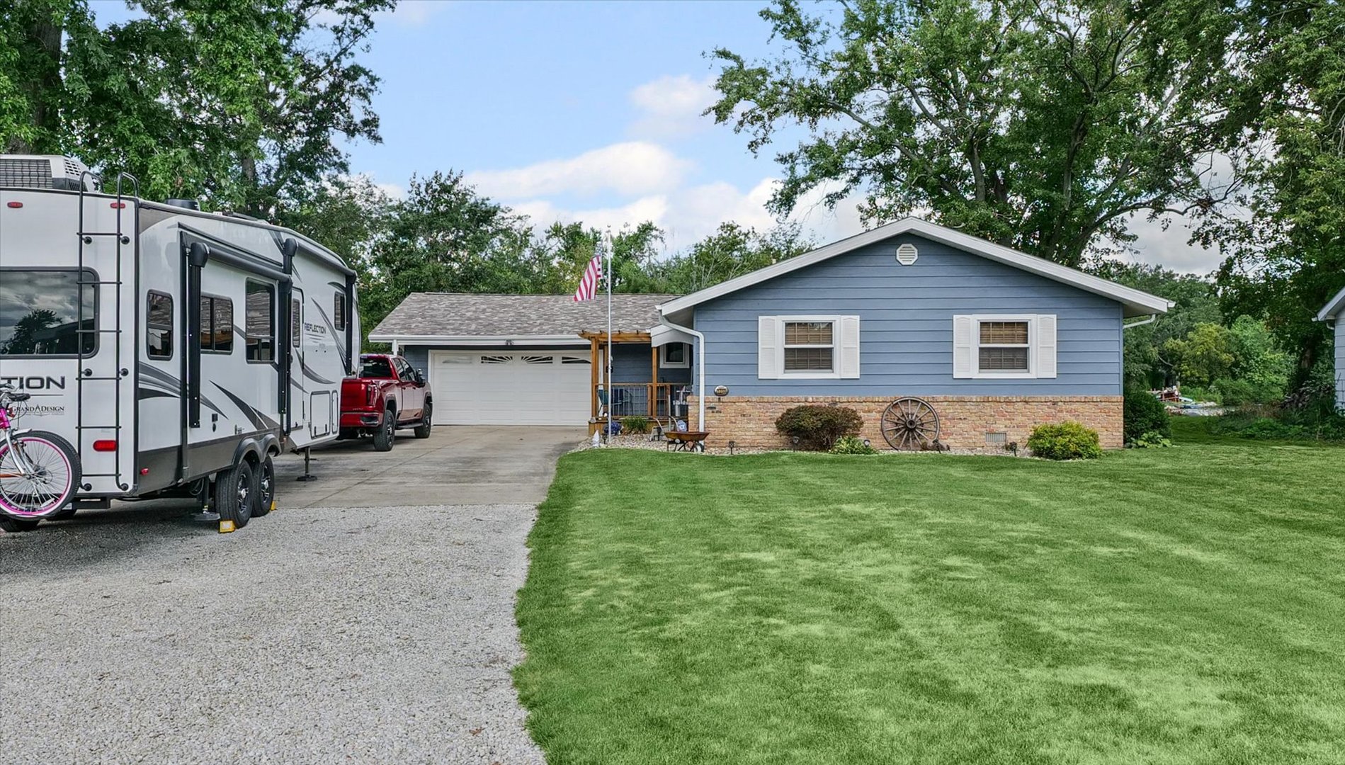 3203 Greenwood Drive