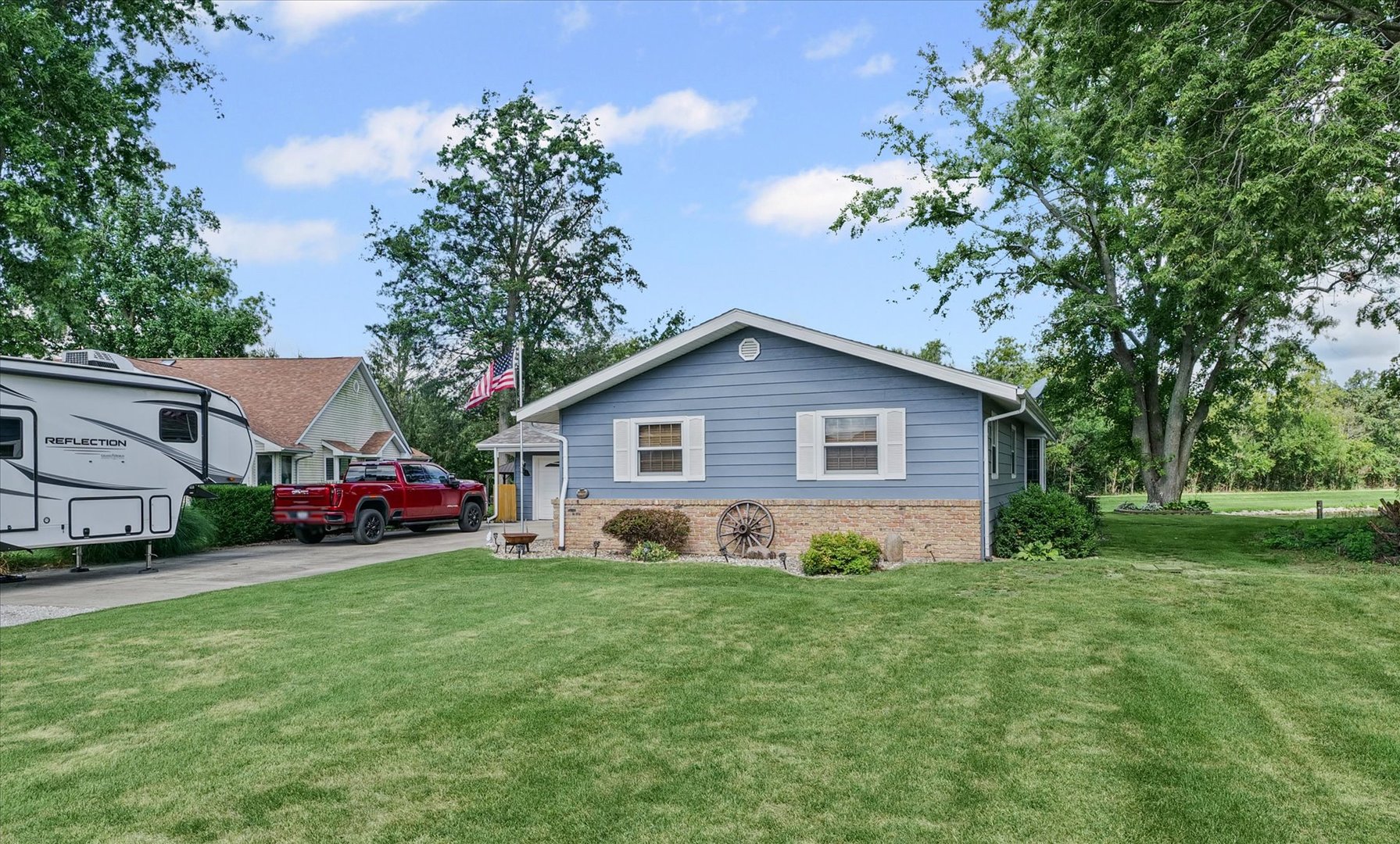 3203 Greenwood Drive