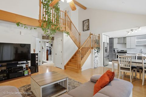 Tiny photo for 488 W Jason Lane, Wood Dale, IL 60191 (MLS # 12554624)