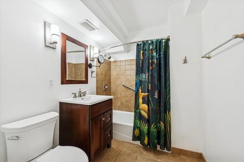 Tiny photo for 5801 N Sheridan Road #2B, Chicago, IL 60660 (MLS # 12529119)