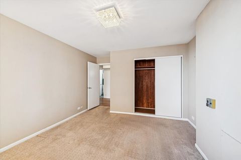Tiny photo for 5801 N Sheridan Road #2B, Chicago, IL 60660 (MLS # 12529119)