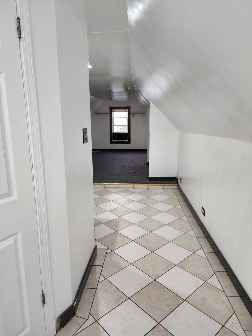 3325 W 37th Place 3