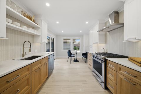 Tiny photo for 7725 Sawyer Road, Darien, IL 60561 (MLS # 12519753)