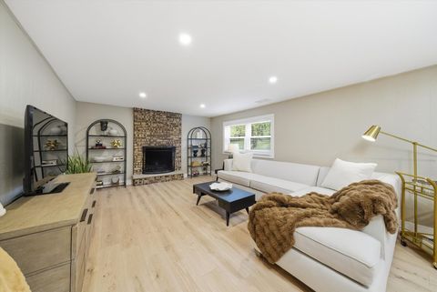 Tiny photo for 7725 Sawyer Road, Darien, IL 60561 (MLS # 12519753)