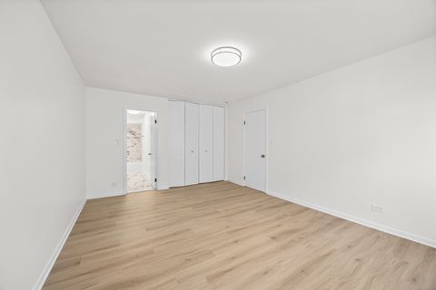 Tiny photo for 820 Oakton Street #2C, Evanston, IL 60202 (MLS # 12552701)