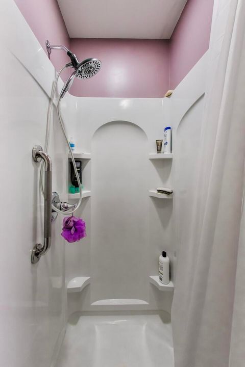 Tiny photo for 1021 Warwick Circle S, Hoffman Estates, IL 60169 (MLS # 12609080)