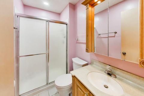 Tiny photo for 1021 Warwick Circle S, Hoffman Estates, IL 60169 (MLS # 12609080)