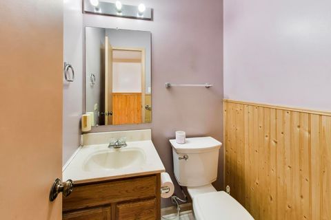 Tiny photo for 1021 Warwick Circle S, Hoffman Estates, IL 60169 (MLS # 12609080)