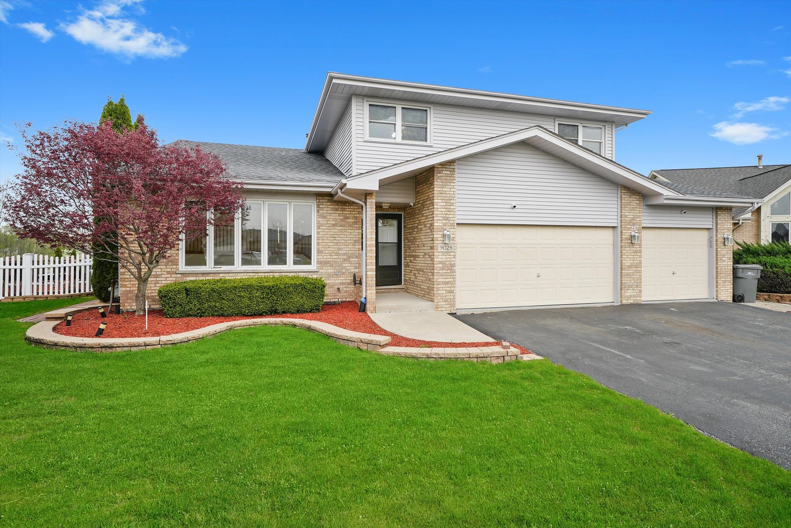 9028 Robin Court