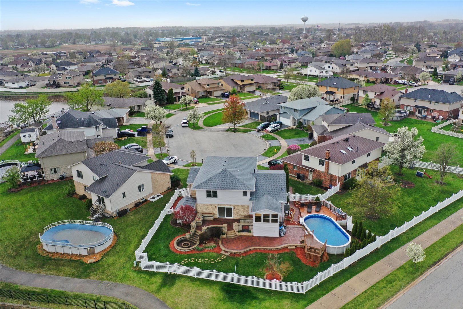 9028 Robin Court