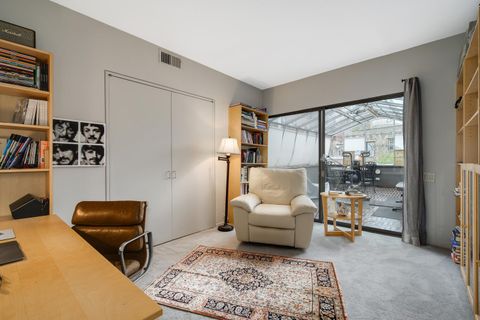 Tiny photo for 2729 N Hampden Court, Chicago, IL 60614 (MLS # 12510731)