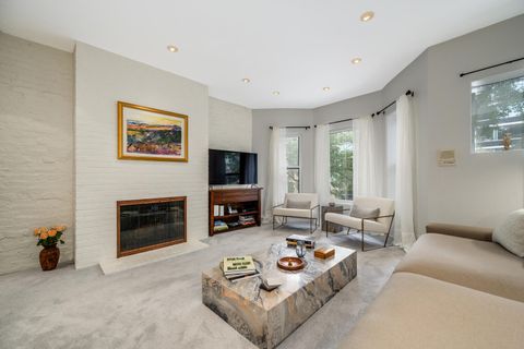 Tiny photo for 2729 N Hampden Court, Chicago, IL 60614 (MLS # 12510731)