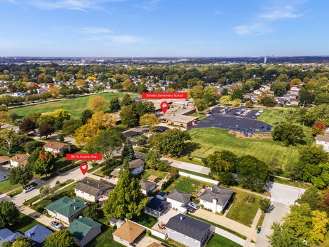 Tiny photo for 391 N Kramer Avenue, Lombard, IL 60148 (MLS # 12777444)