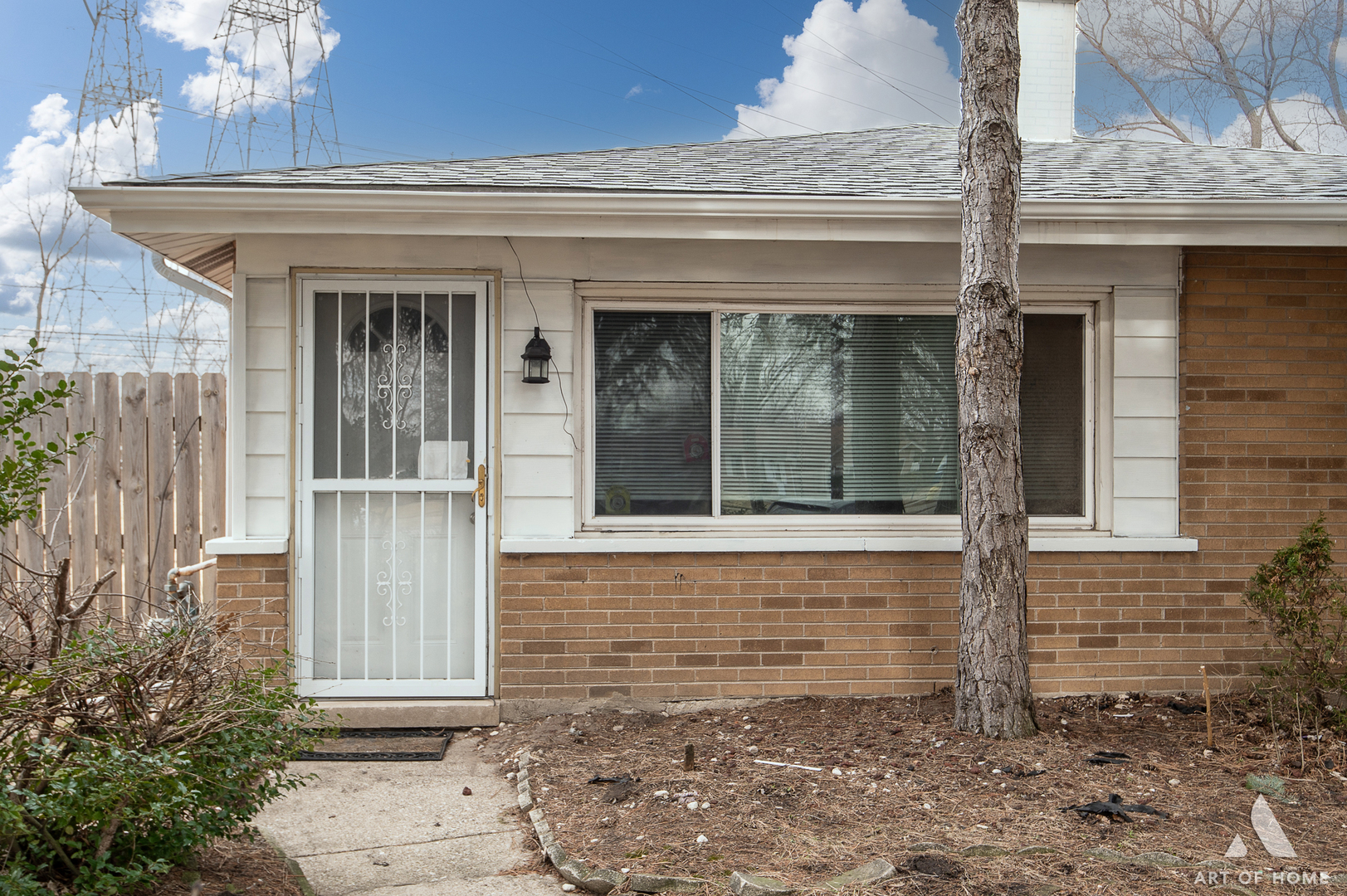 1216 Balmoral Avenue