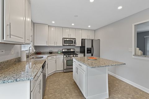 Tiny photo for 7170 East Avenue, Hanover Park, IL 60133 (MLS # 12481391)