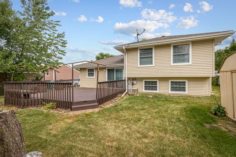 Tiny photo for 7170 East Avenue, Hanover Park, IL 60133 (MLS # 12481391)
