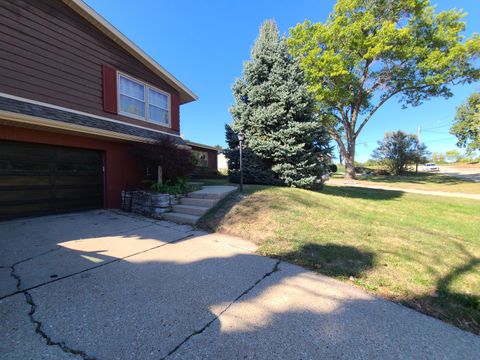 Tiny photo for 635 2nd Avenue, Dixon, IL 61021 (MLS # 12483550)
