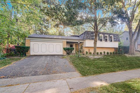 Tiny photo for 308 Pacific Drive, Bolingbrook, IL 60440 (MLS # 12485371)