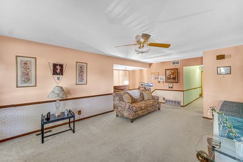 Tiny photo for 308 Pacific Drive, Bolingbrook, IL 60440 (MLS # 12485371)