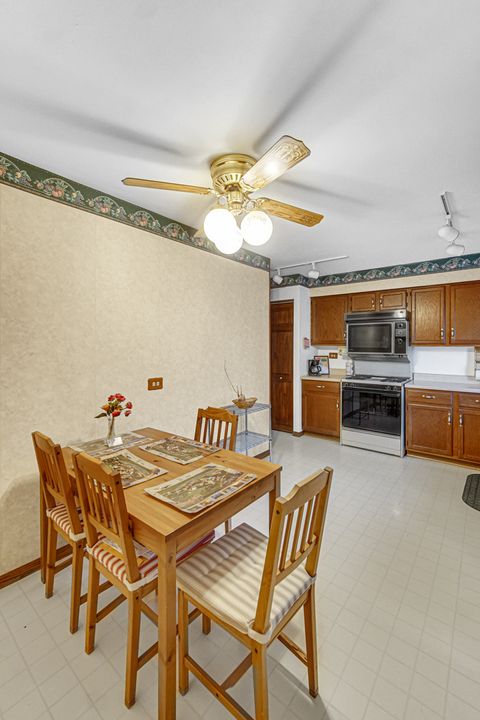 Tiny photo for 308 Pacific Drive, Bolingbrook, IL 60440 (MLS # 12485371)