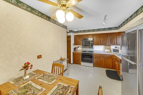 Tiny photo for 308 Pacific Drive, Bolingbrook, IL 60440 (MLS # 12485371)