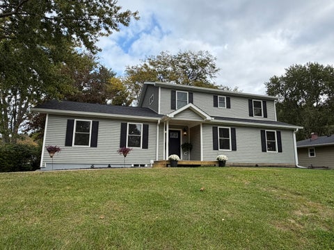 Photo of 235 Park Crest Drive, Freeport, IL 61032 (MLS # 12787636)