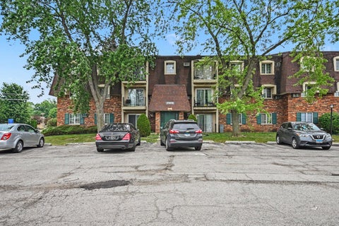 Tiny photo for 17975 Amherst Court #203, Country Club Hills, IL 60478 (MLS # 12758292)