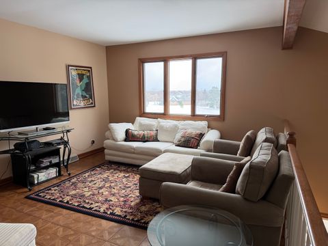 Tiny photo for 1800 Monterey Court, Hoffman Estates, IL 60169 (MLS # 12593653)