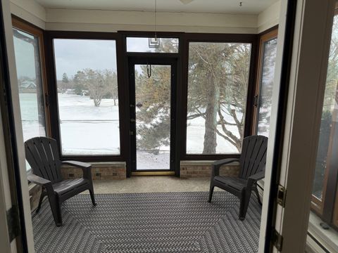 Tiny photo for 1800 Monterey Court, Hoffman Estates, IL 60169 (MLS # 12593653)