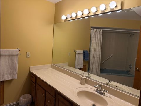 Tiny photo for 1800 Monterey Court, Hoffman Estates, IL 60169 (MLS # 12593653)