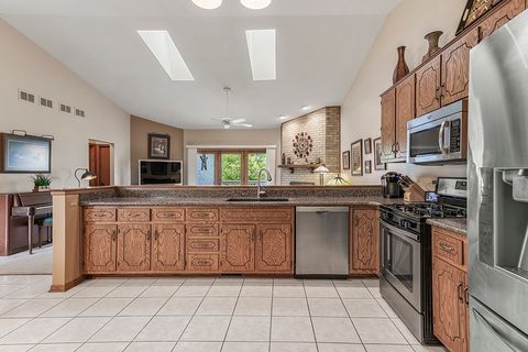 Tiny photo for 10816 Kimberly Lane #48, Orland Park, IL 60467 (MLS # 12469443)