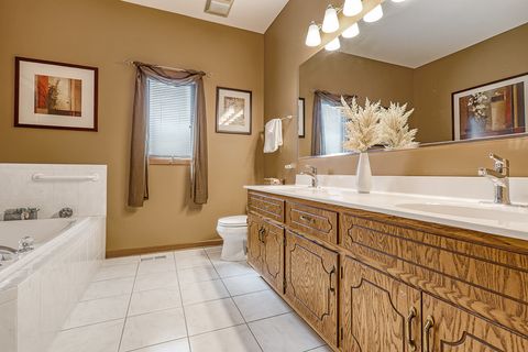 Tiny photo for 10816 Kimberly Lane #48, Orland Park, IL 60467 (MLS # 12469443)