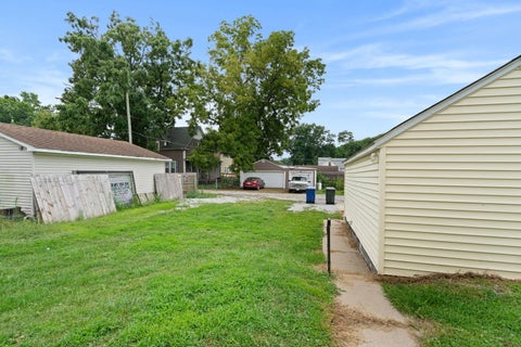 Tiny photo for 424 S Concord Street, Davenport, IA 52802 (MLS # 12789025)