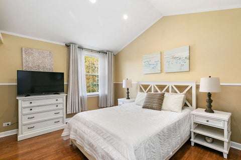 Tiny photo for 944 VIEWPOINT Drive, Lake In The Hills, IL 60156 (MLS # 12728063)