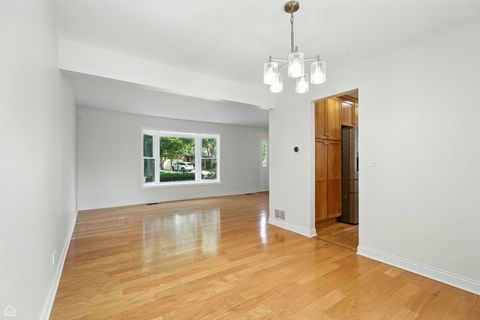 Tiny photo for 1113 Lockwood Drive, Buffalo Grove, IL 60089 (MLS # 12439225)