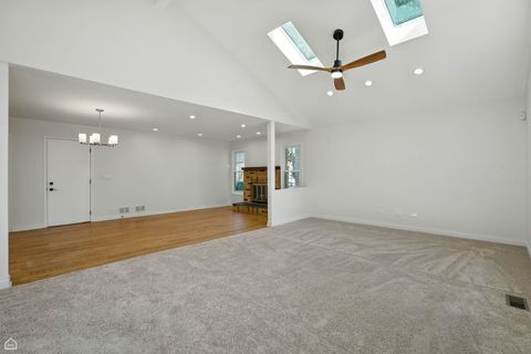 Tiny photo for 1113 Lockwood Drive, Buffalo Grove, IL 60089 (MLS # 12439225)