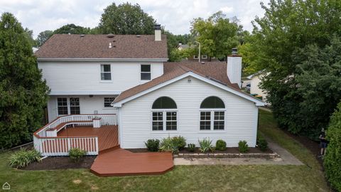 Tiny photo for 1113 Lockwood Drive, Buffalo Grove, IL 60089 (MLS # 12439225)