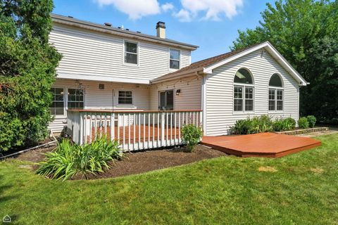 Tiny photo for 1113 Lockwood Drive, Buffalo Grove, IL 60089 (MLS # 12439225)