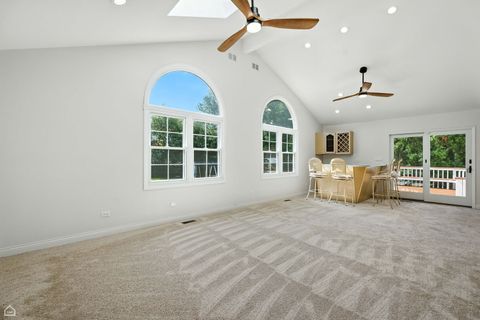 Tiny photo for 1113 Lockwood Drive, Buffalo Grove, IL 60089 (MLS # 12439225)